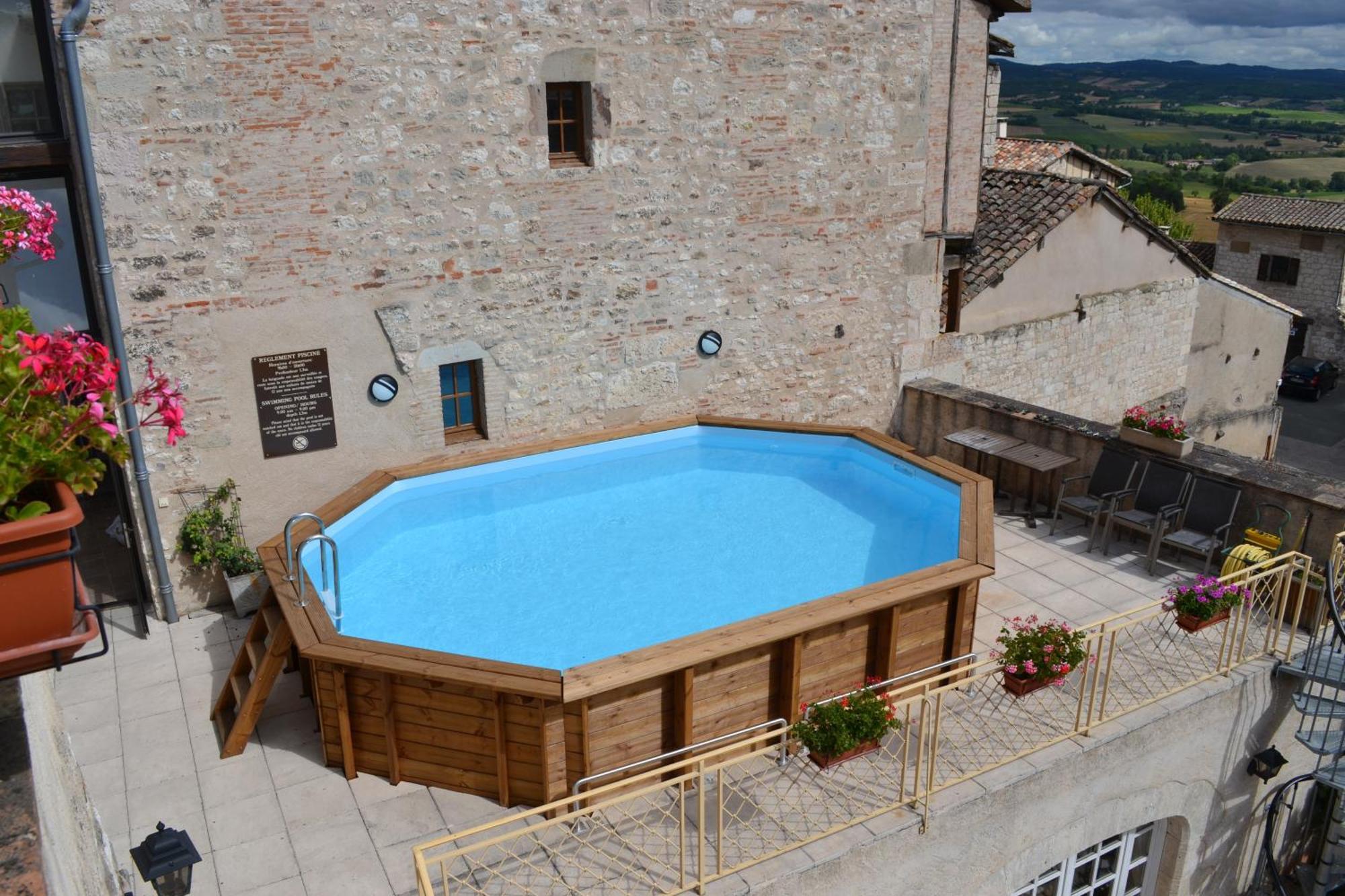 Hotel Des Consuls Castelnau-de-Montmiral Екстериор снимка