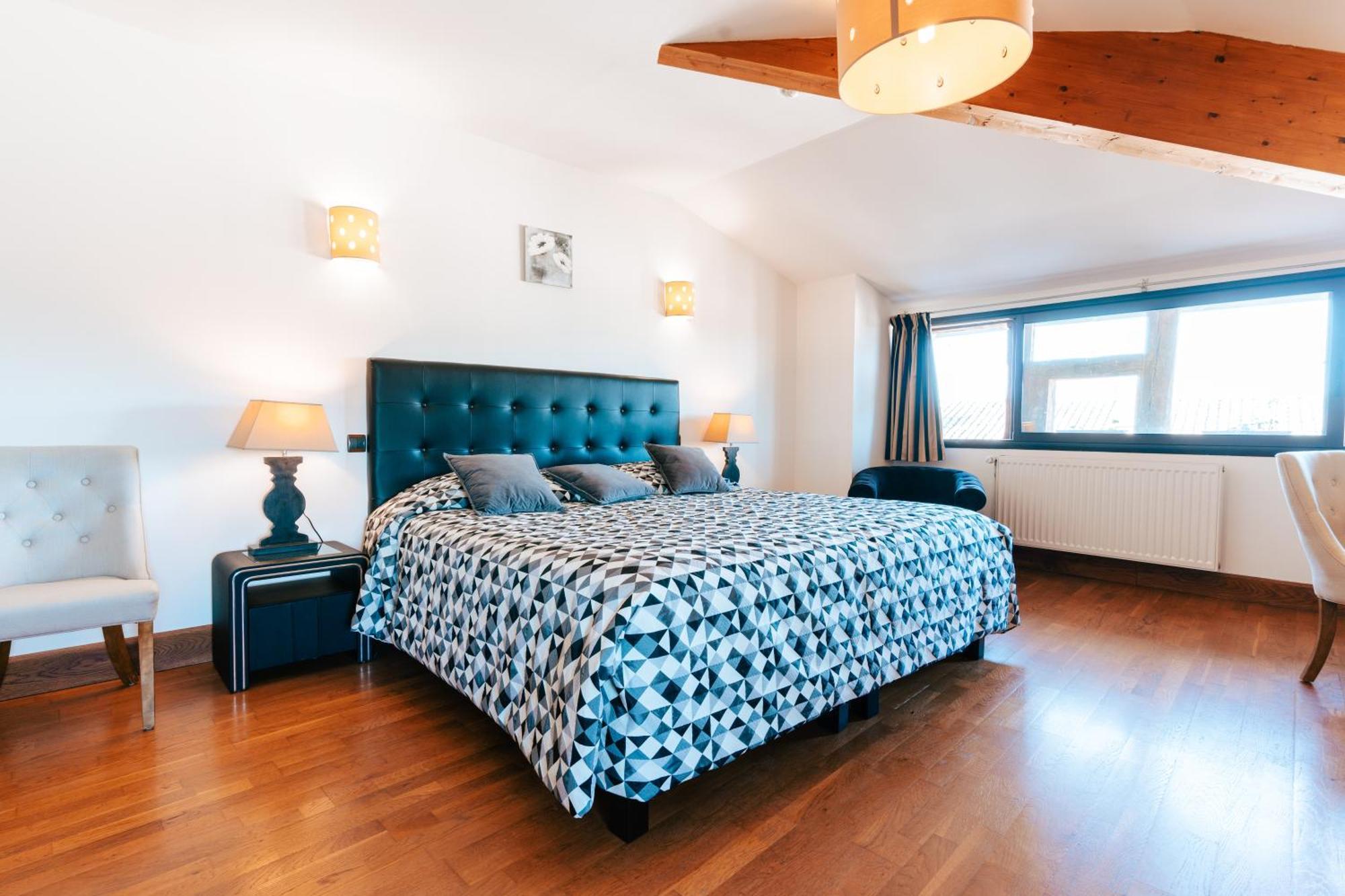 Hotel Des Consuls Castelnau-de-Montmiral Екстериор снимка